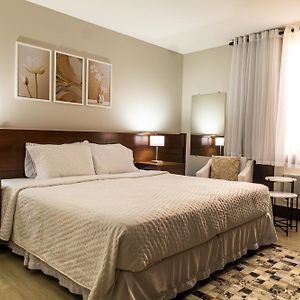 Standard Double Suite